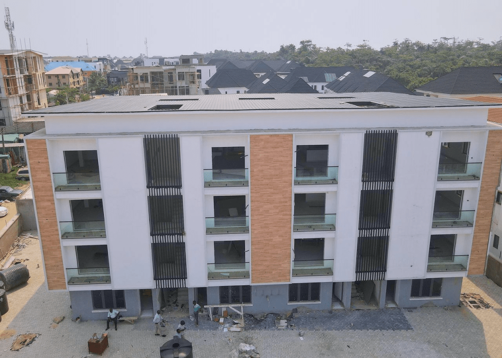 2 Bedroom Apartment For Sale in Lekki Conservation Road, Lekki.